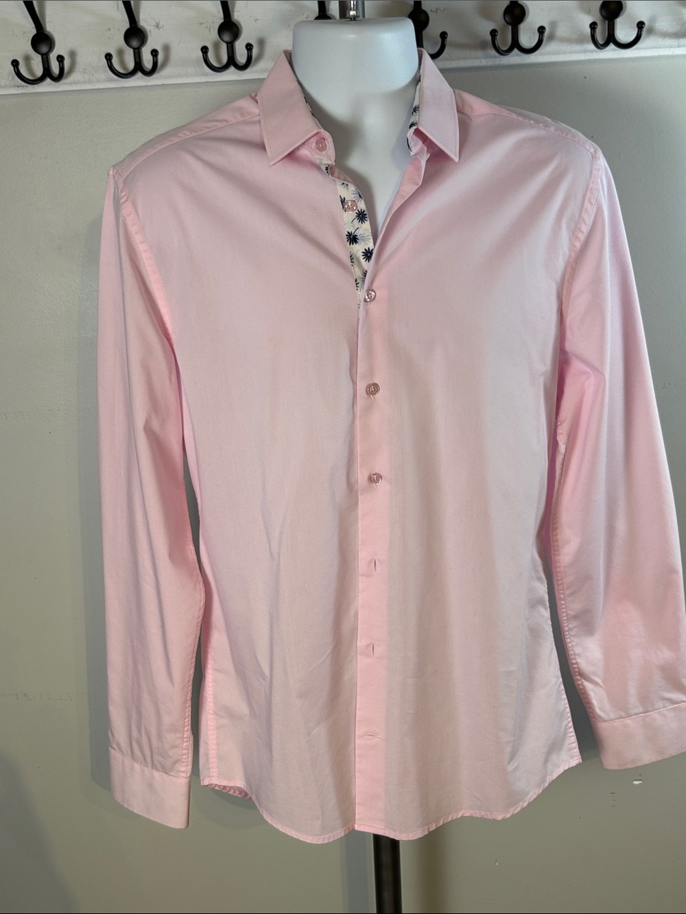Soul of London Light Pink Dress Shirt with Floral Trim size 15.5 neck